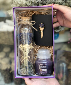 Hộp quà tặng lọ hoa lavender nến thơm Yankee Candle Lavender Vanilla